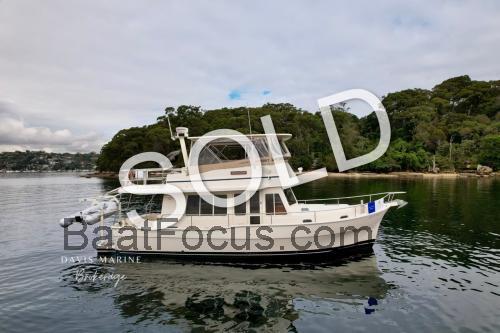 Mainship 400 Spesifikasjoner og anmeldelser